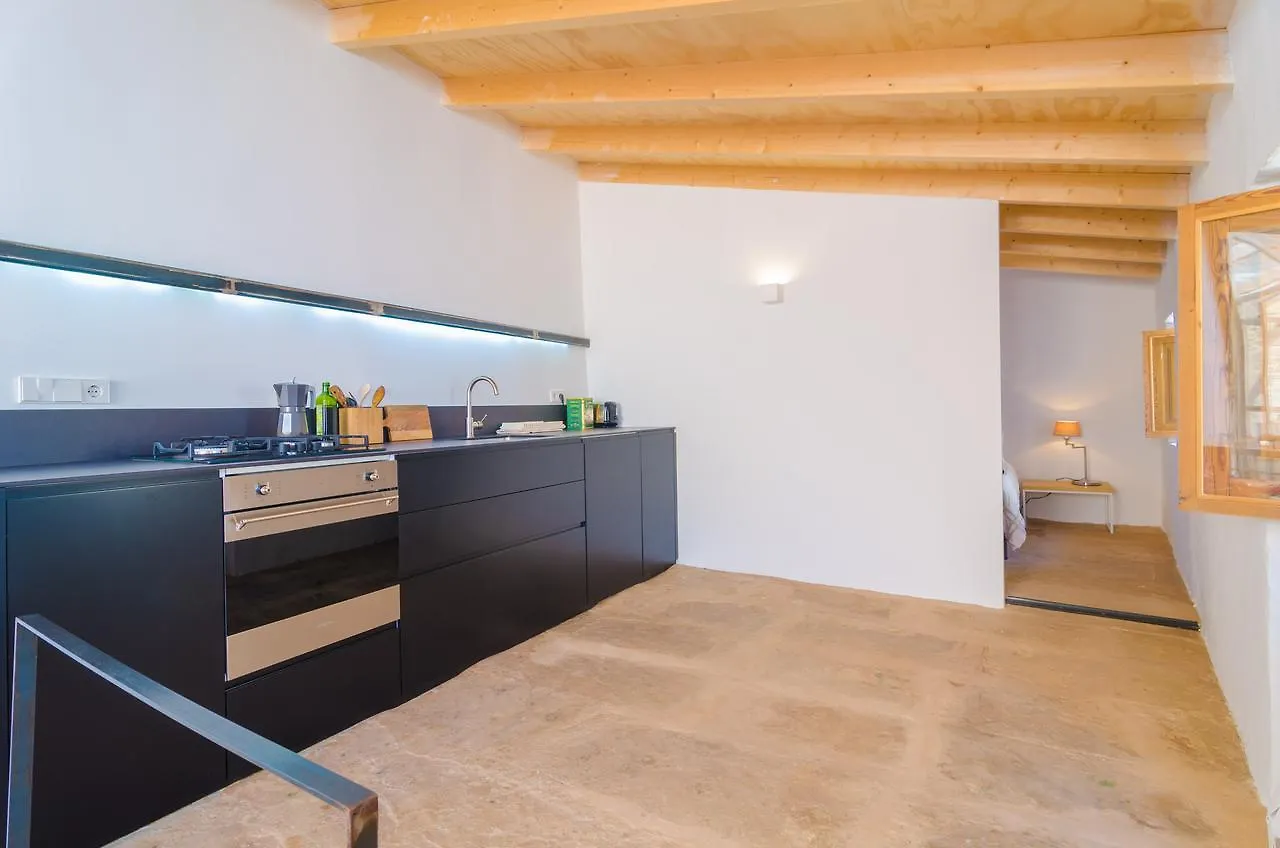 Casa Nivia Vila Ses Salines  Chalé